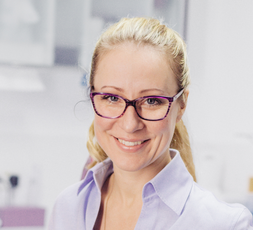 Dr. med. dent. Ulla Kutscher M.Sc., M.Sc. Dr. med. dent. Ulla Kutscher M.Sc., M.Sc.
